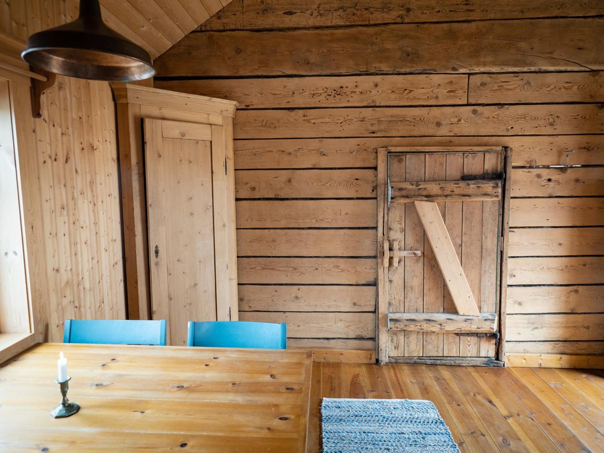 Kalle I Lofoten Kabelvag Room photo